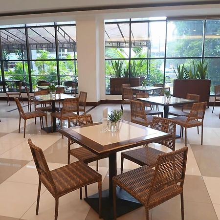 Dohera Hotel Cebu Exteriör bild