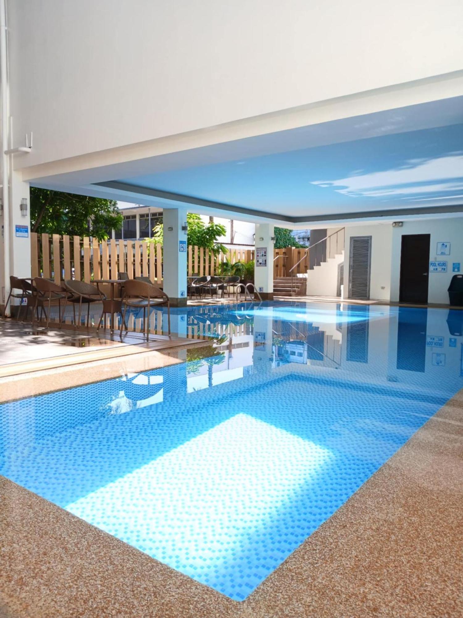 Dohera Hotel Cebu Exteriör bild