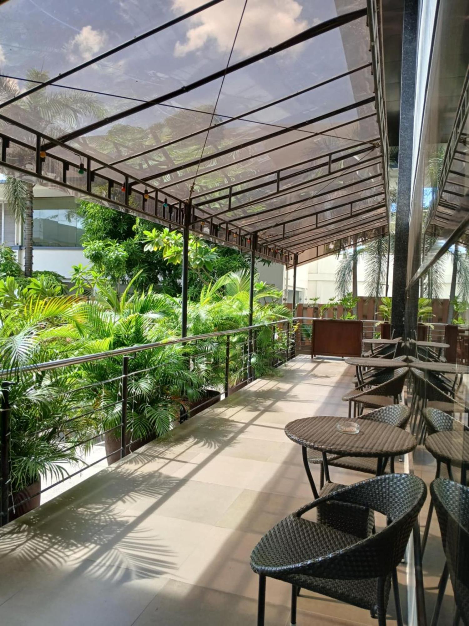 Dohera Hotel Cebu Exteriör bild